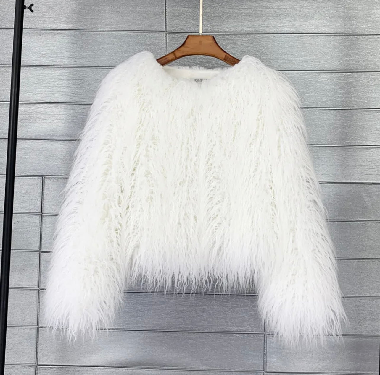 Sheep wool faux fur coat short